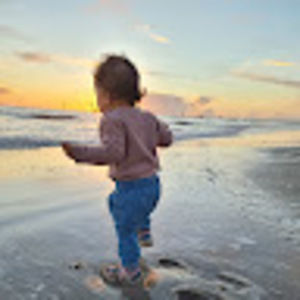 Meet your Posher, Dyah